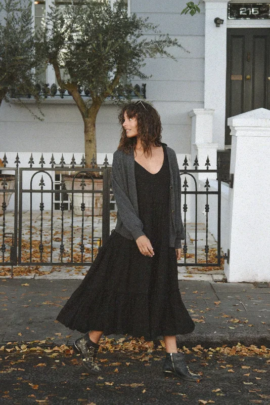 The Sevilla Dress // Noir