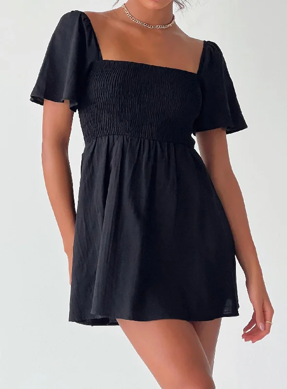 Summer Nights Mini Dress Black Petite